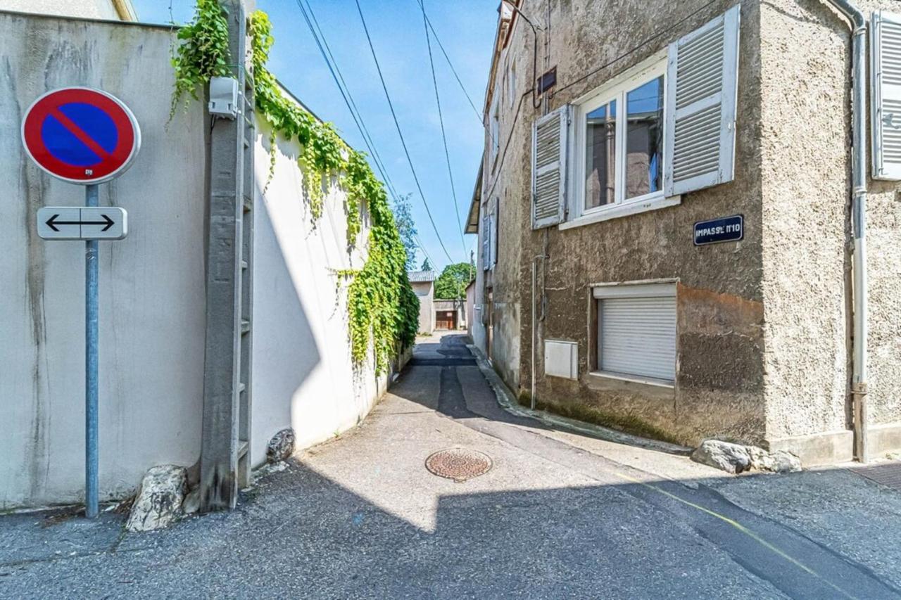 Cozy Studio Near Lyon แซงต์-ฟัว-เลส์-ลิยง ภายนอก รูปภาพ